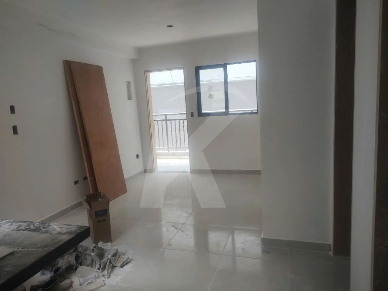 Apartamento decorado, 2 dormitórios, sala e cozinha americana. - Foto 2