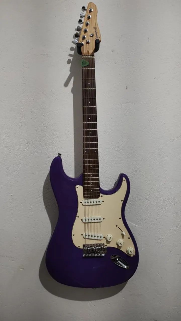Guitarra Giannini STR G100 