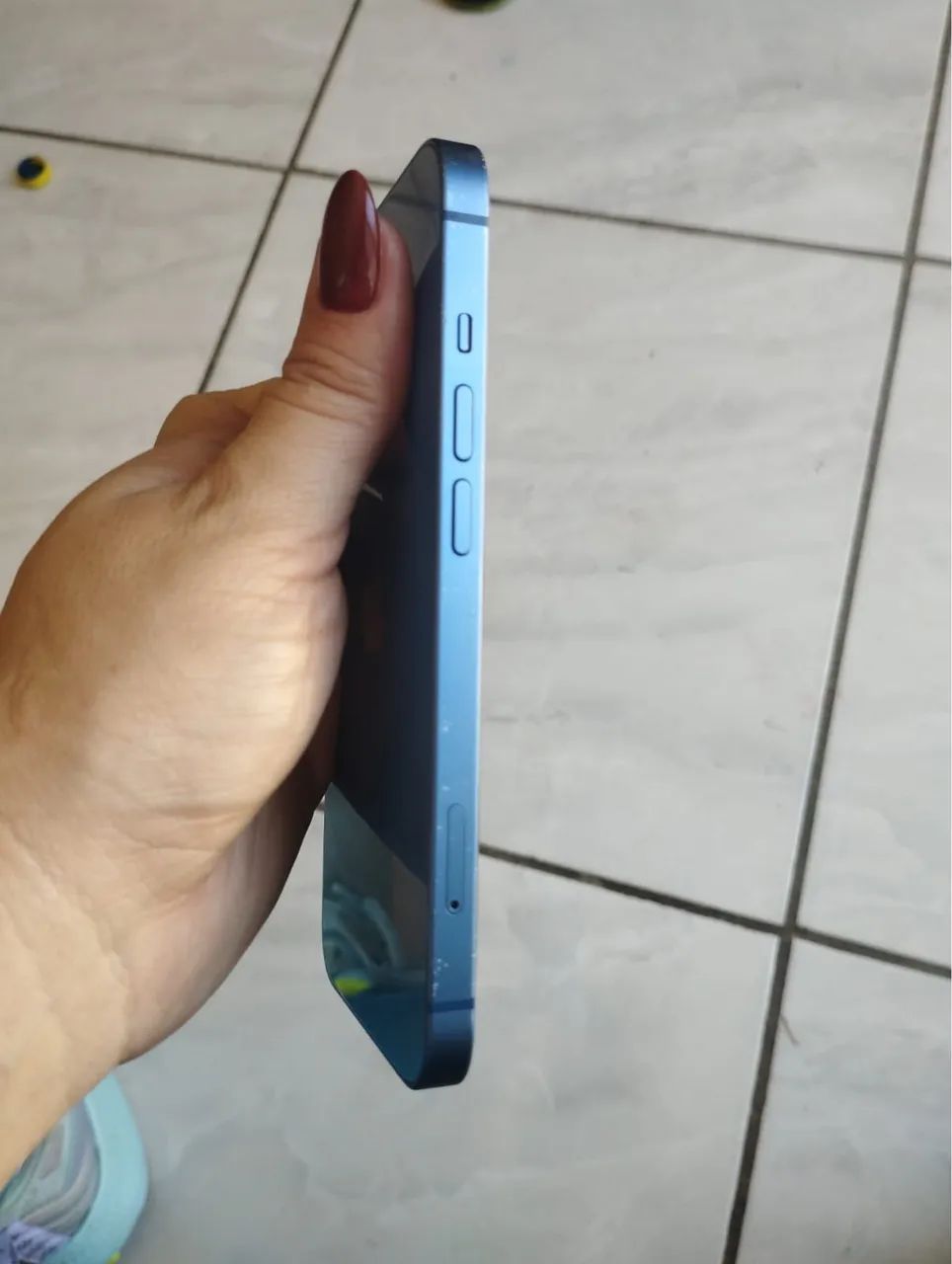 iPhone 13 seminovo 