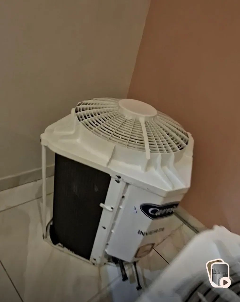 AR-CONDICIONADO CARRIER PISO TETO INVERTER 36.000 BTUS - SEMINOVO - Foto 5