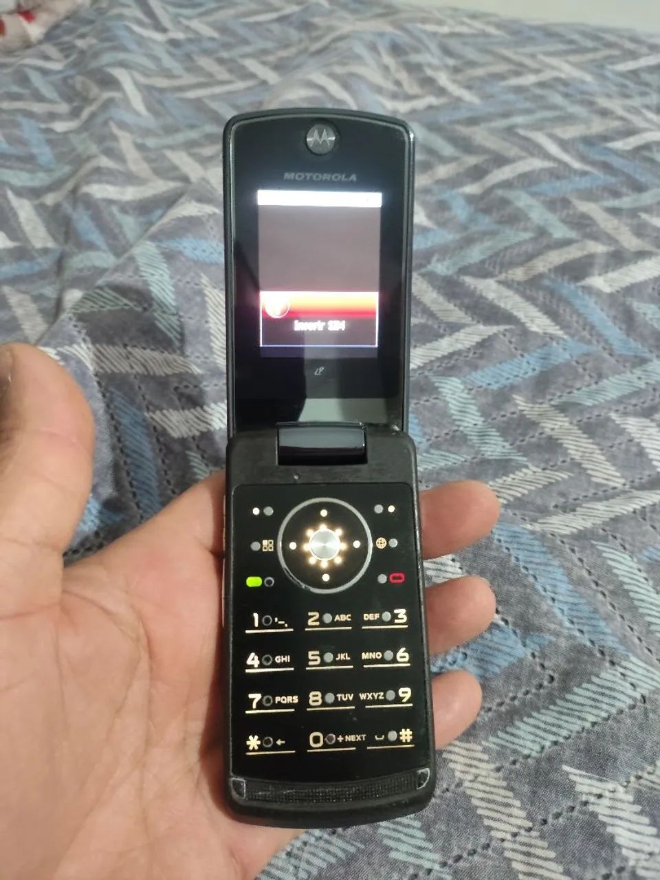 Celular Motorola RAZR V3  - Foto 2