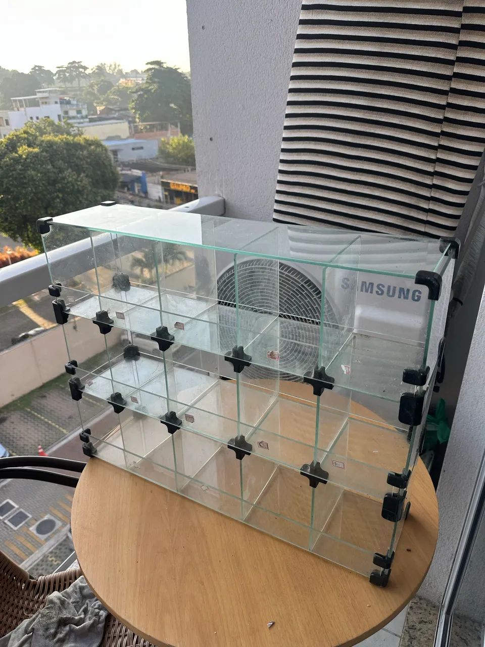 Expositor Baleiro De Vidro Modulado Com Nichos - Ótimo Estado - Foto 3