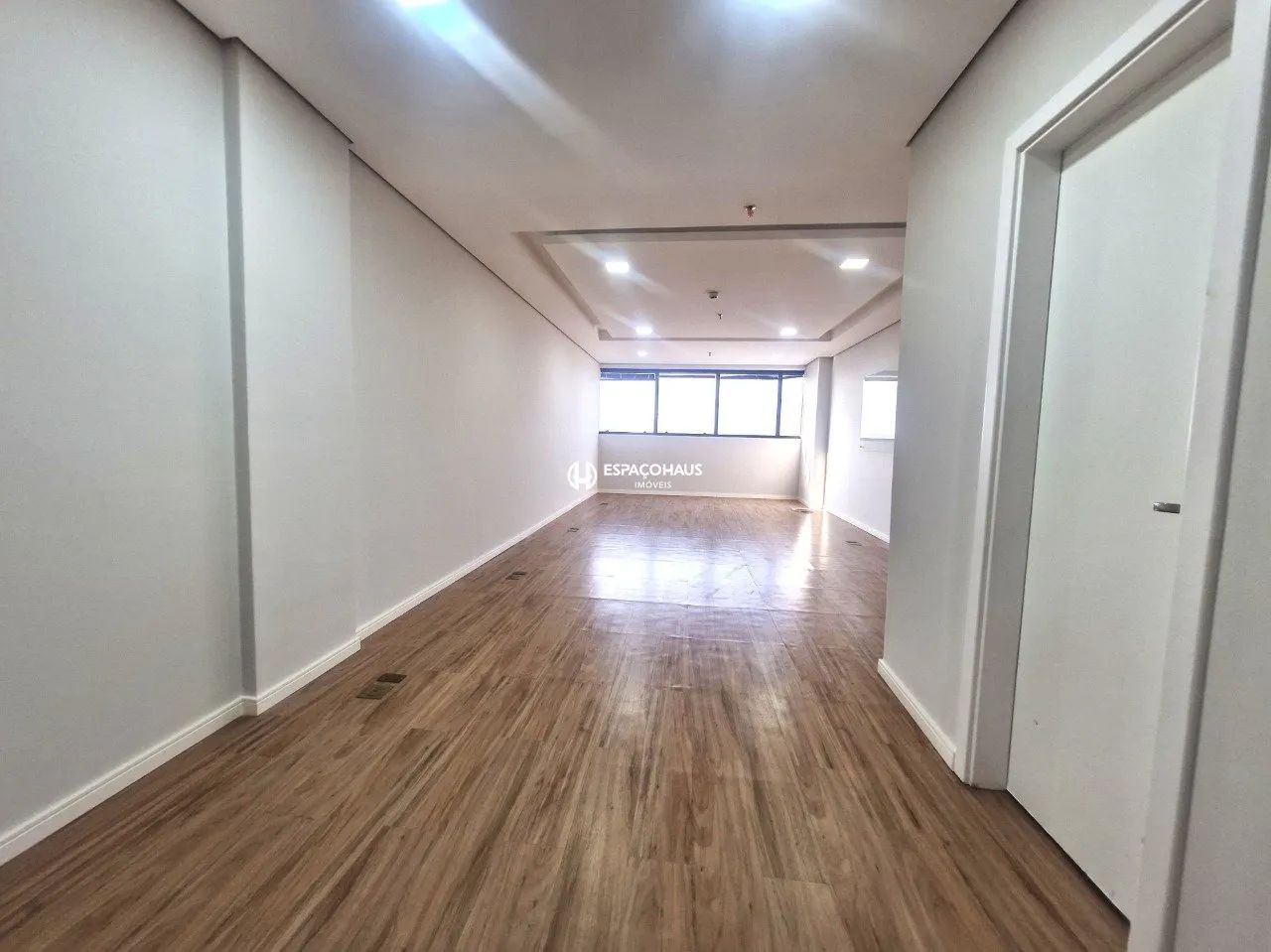 Sala para Alugar com 42m² no Sky Towers Office em Indaiatuba - SP - Foto 2