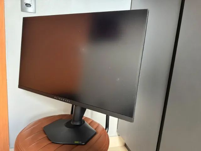 Monitor Gamer Alienware 27? - AW2724DM, em perfeito estado de conservação e funcionamento - Foto 3