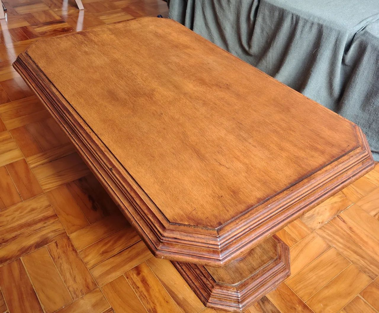 Mesa de centro de madeira