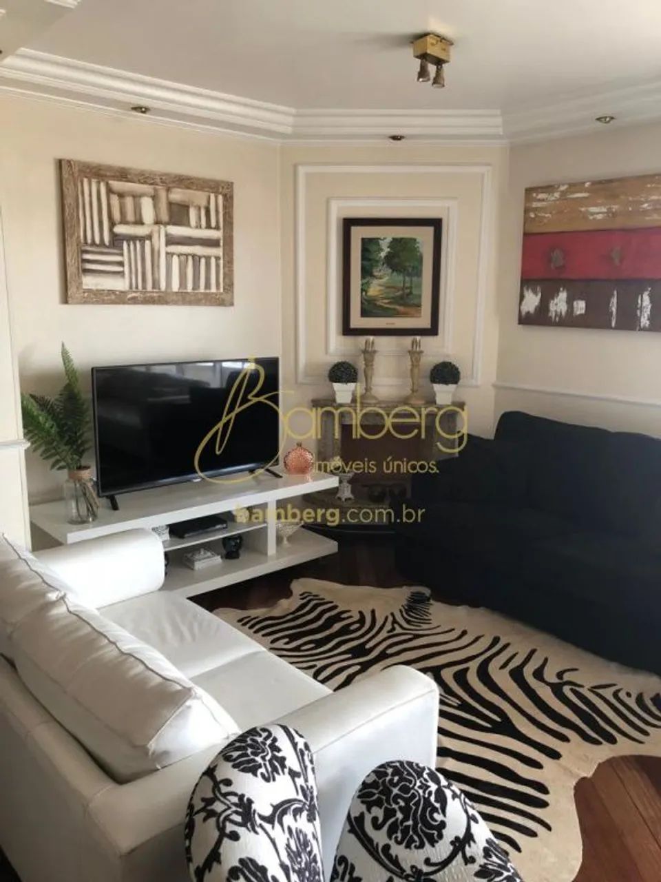 Apartamento amplo e iluminado, totalmente mobiliado! - Foto 2