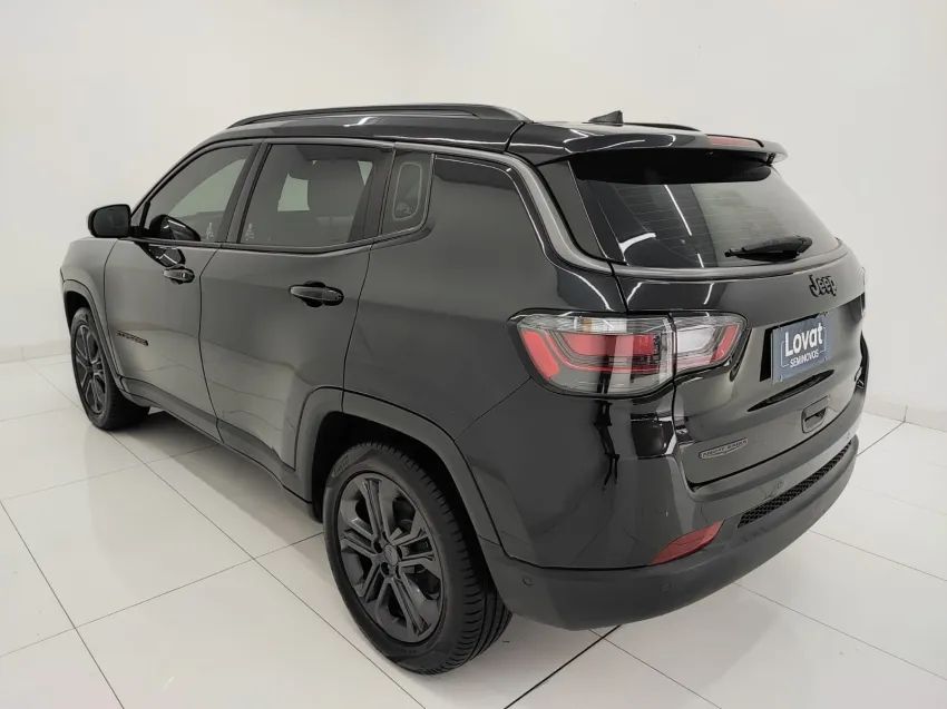Jeep Compass Longitude Night Eagle 1.3 Flex 2025 - Foto 4