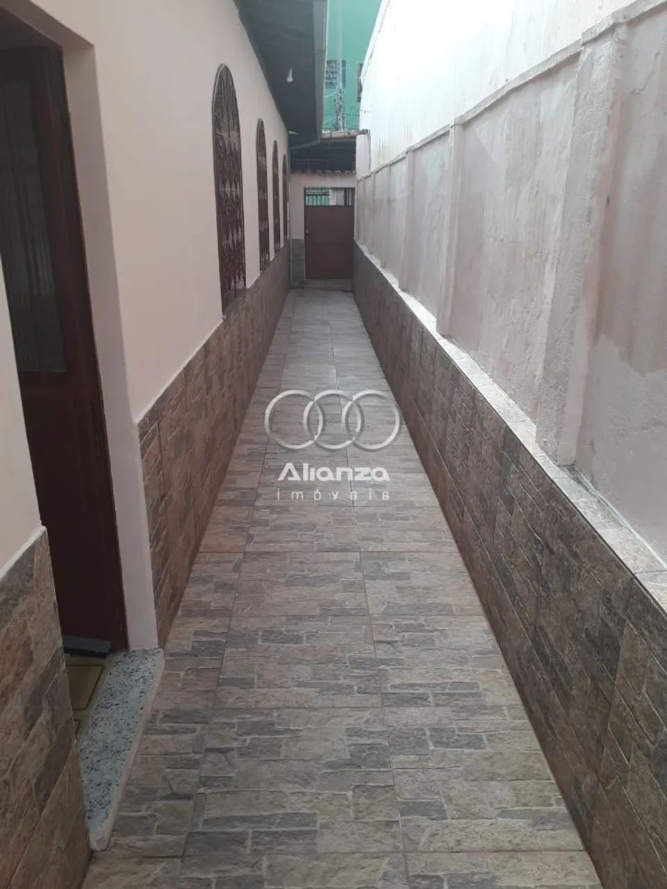 Casa com 4 quartos à venda no bairro Saudade! - Foto 4
