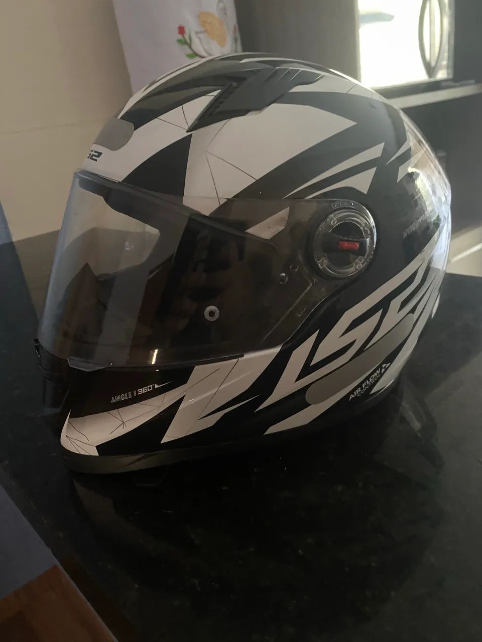 Ls2 novo sem nenhum detalhe - Foto 2