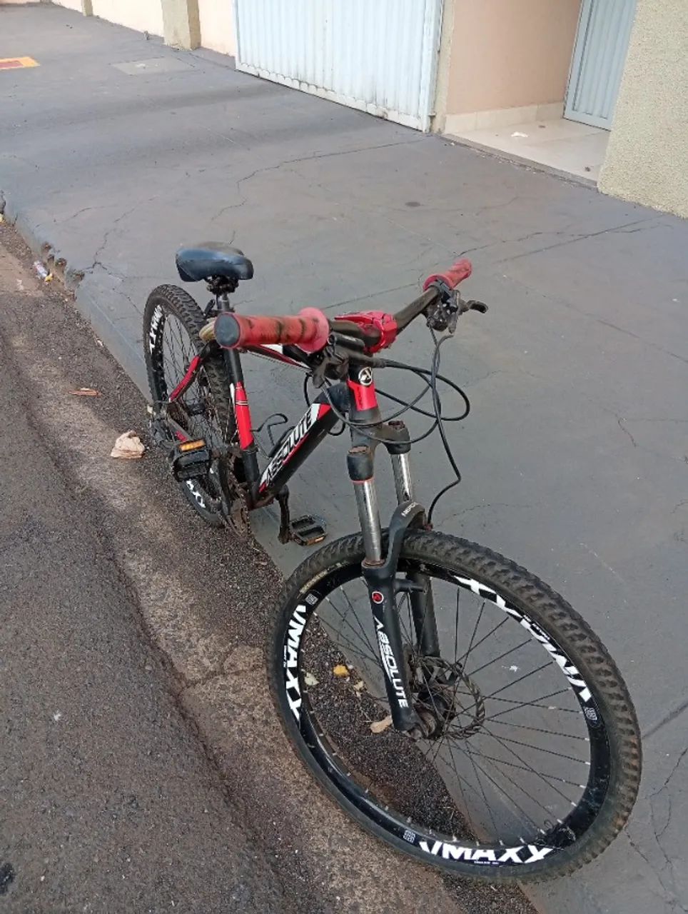 Bicicleta ABSOLUTE 