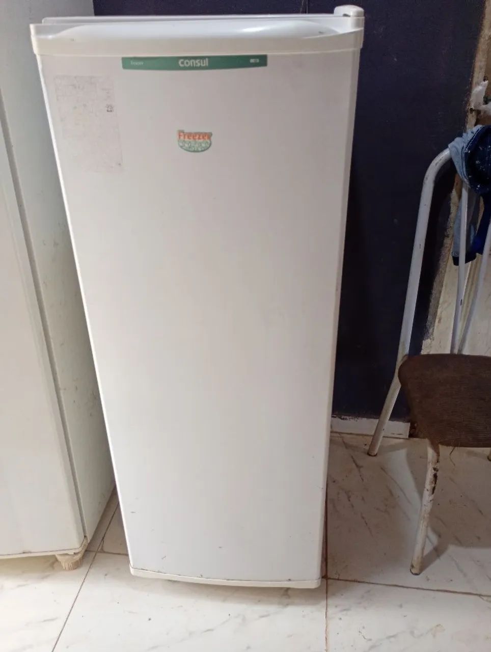 FREEZER VERTICAL CONSUL FUNCIONANDO PERFEITAMENTE BEM R$650 - Foto 5