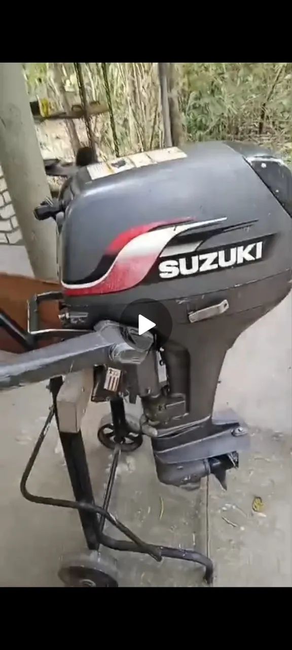 Motor Suzuki 15 HP