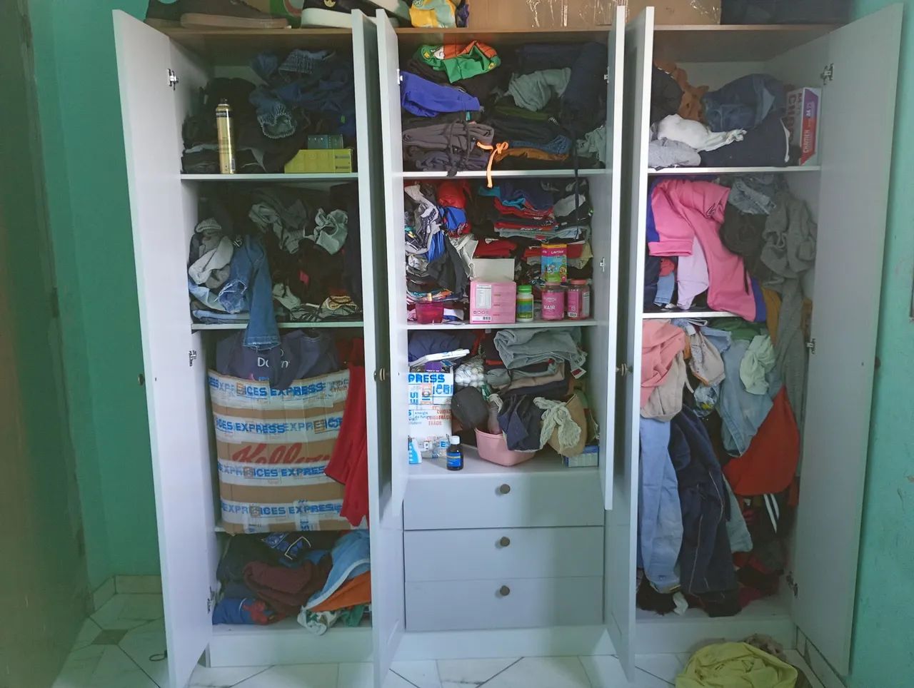 Guarda Roupa pequeno  - Foto 5