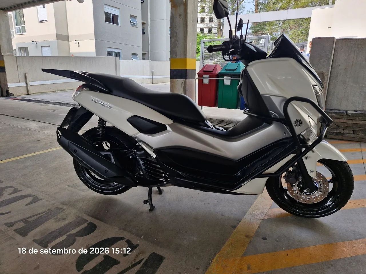 NMAX 160 Novíssima  - Foto 4