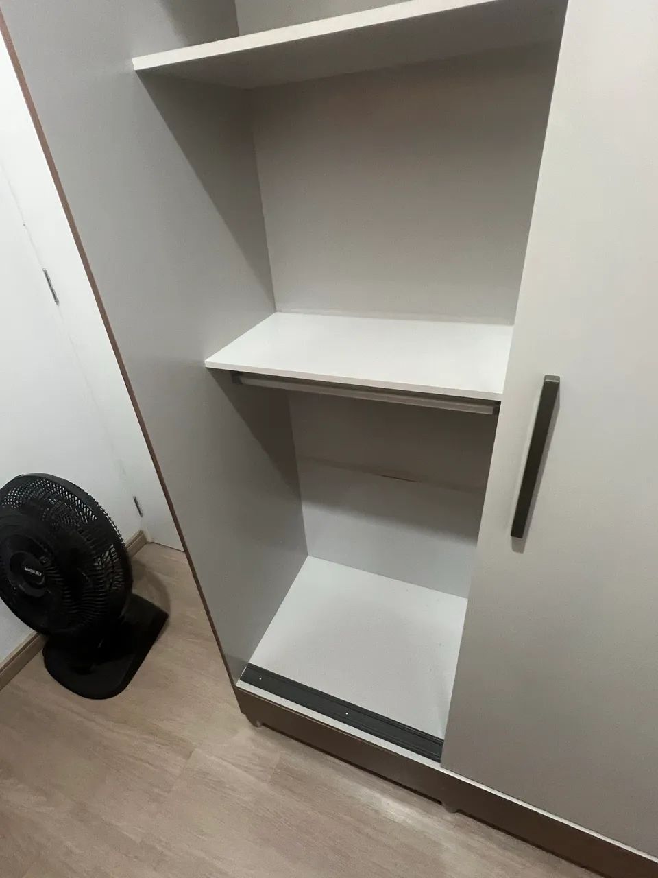 Guarda roupa de solteiro  - Foto 3