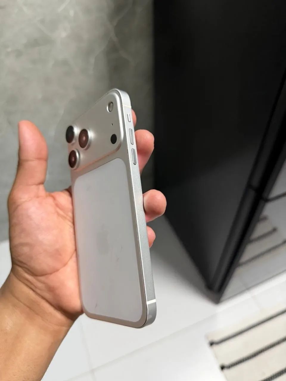 iPhone XR carcaça de 17 pro Max 