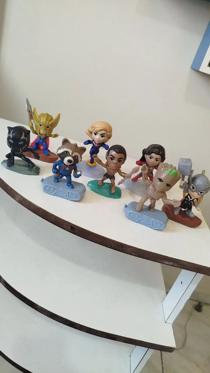 Bonecos McDonald's - Marvel