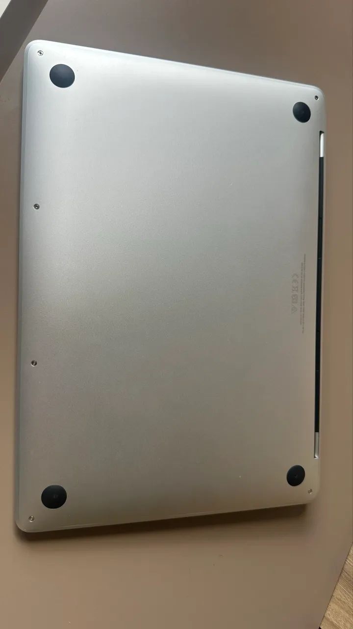 MACBOOK PRO M2 - SILVER 13-INCH - 8G/ 512GB MUITO NOVO - Notebooks