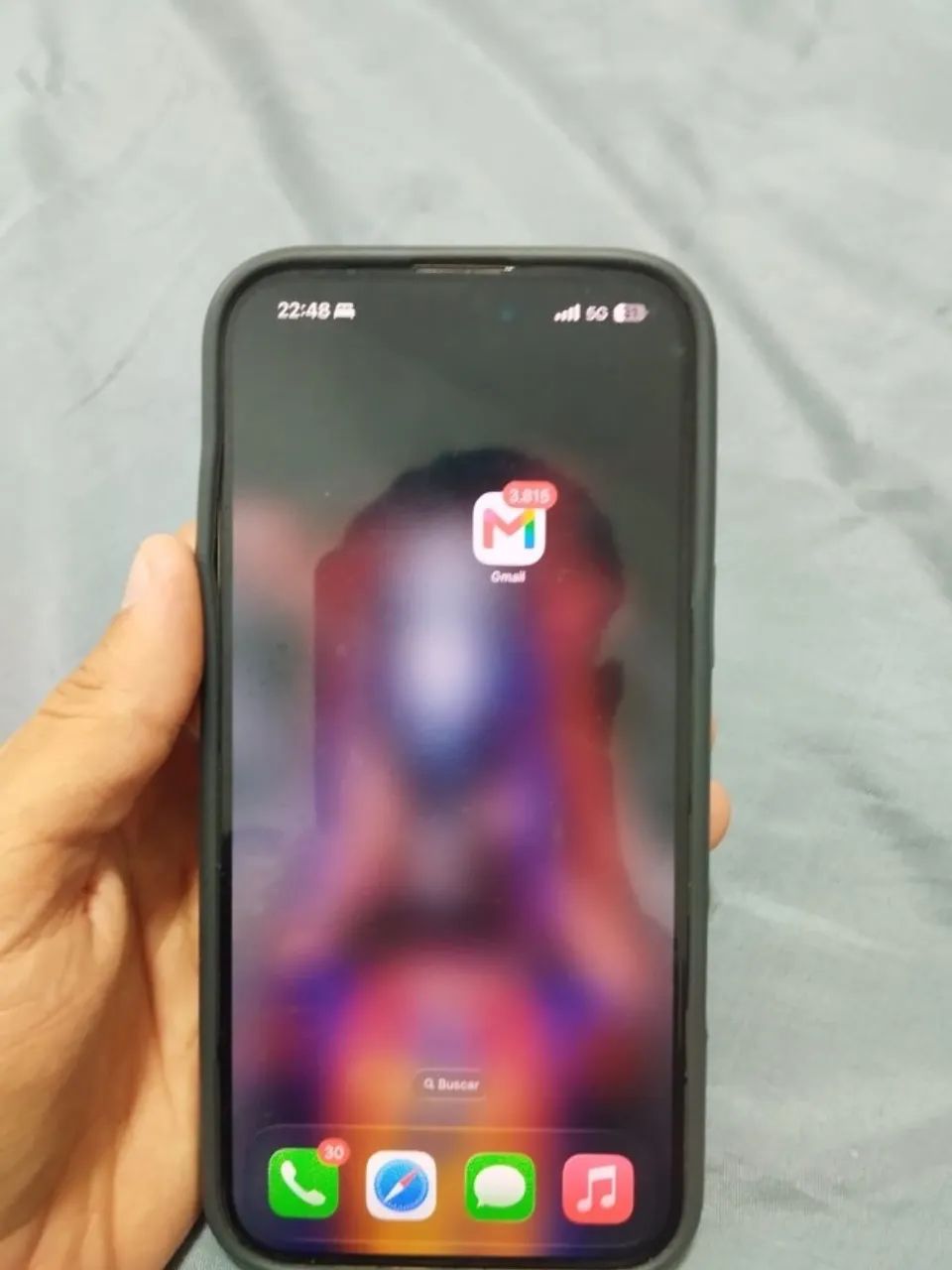 iPhone 16 pro max 93% de bateria, sem nenhum arranhão e funcionando perfeitamente - Foto 2