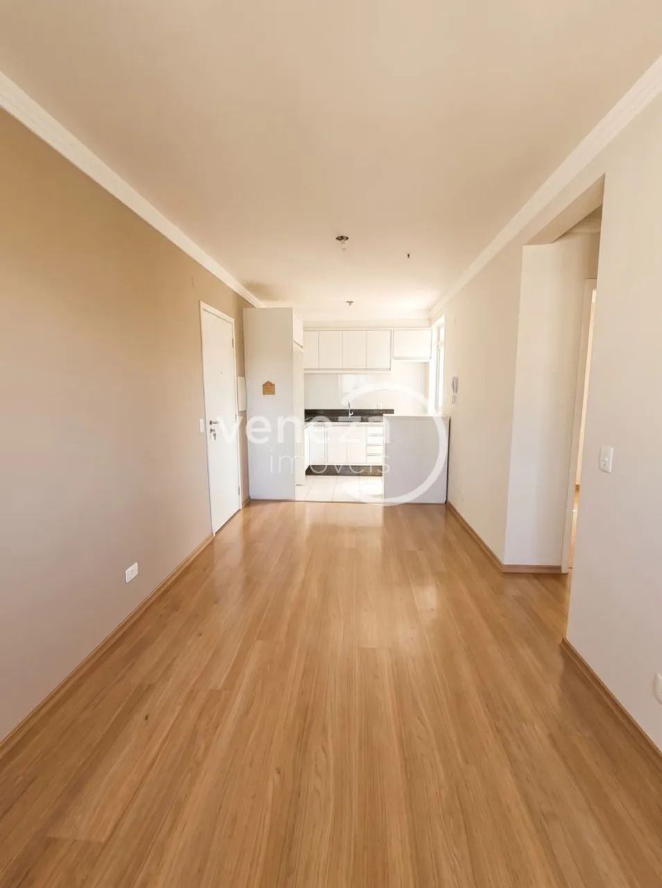 Apartamento à venda no Edifício Vila Dos Ipês, Ouro Verde - Foto 2