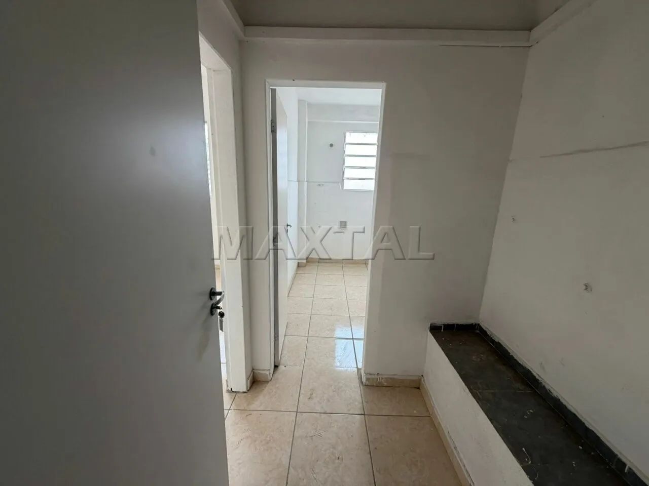 Sala com 32m², região Centrol de comercio de eletrônicos , próxima ao Metrô