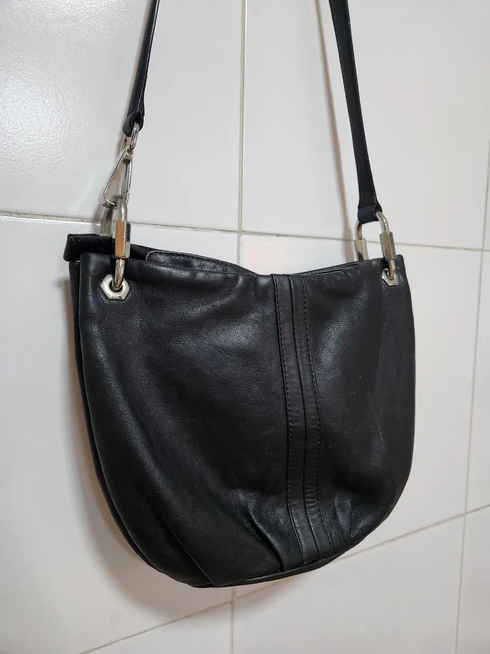 Bolsa micahel kors preta transversal