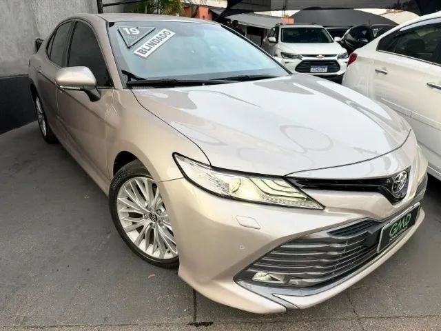 Toyota Camry 2019