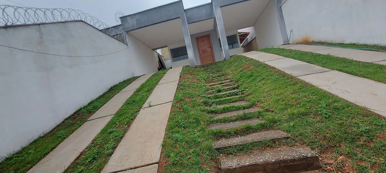CASA NOVA 3 QUARTOS A 5 MINUTOS DA LAGOA CENTRAL, ESTUDO TROCAS