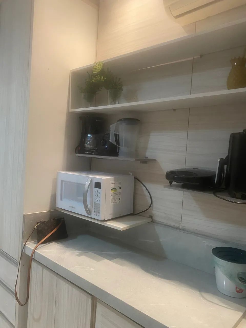 Alugo quarto flat mobiliado com piscina social centro  - Foto 5
