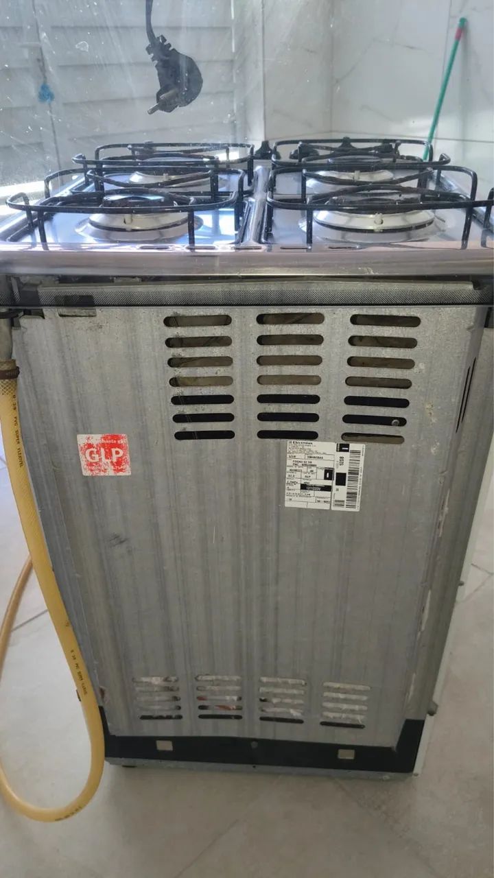Fogão eletrolux 4 bocas bem conservado  - Foto 4