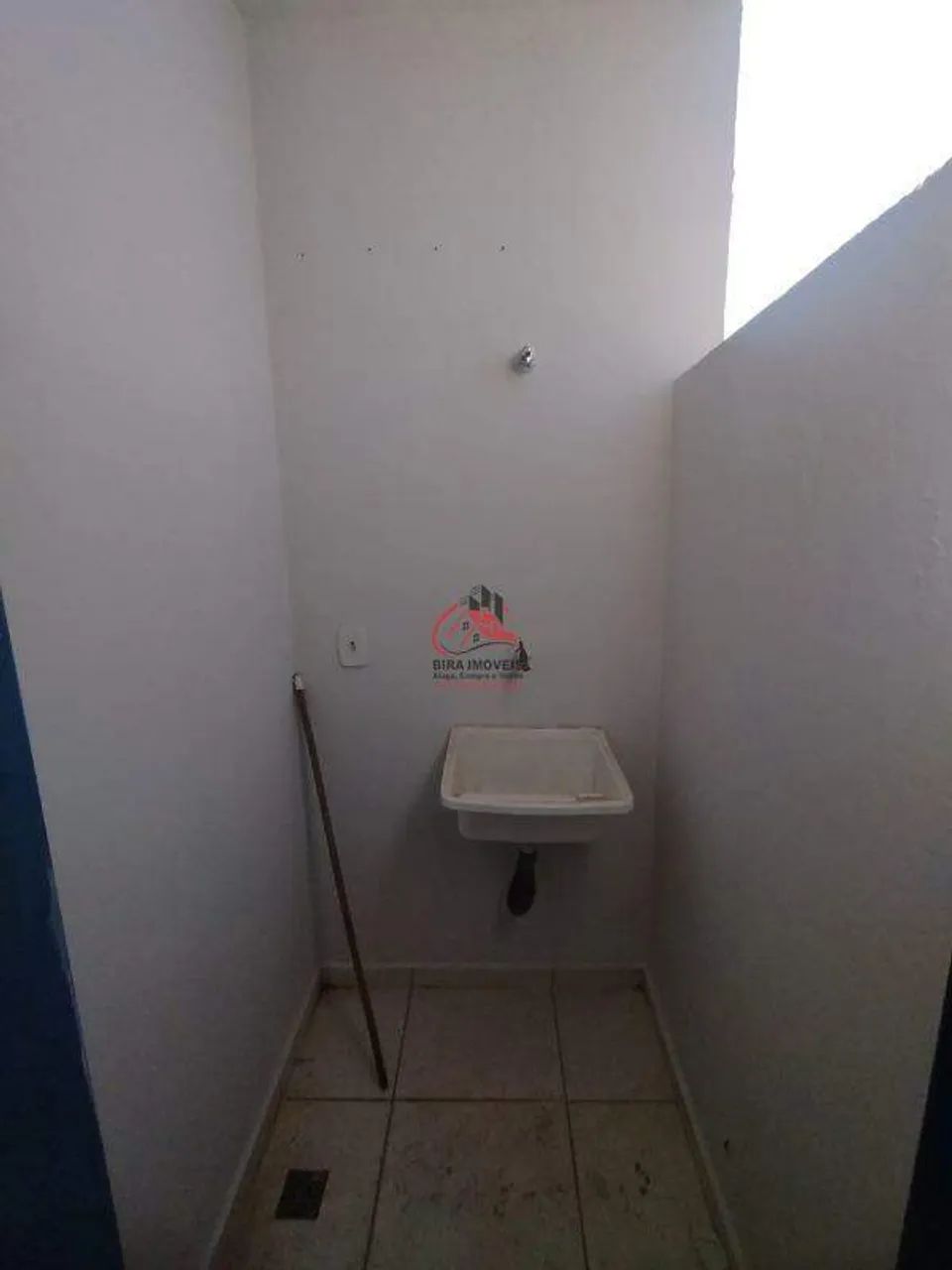 Apartamento no Bairro Universitário com 2 Quartos - Foto 3