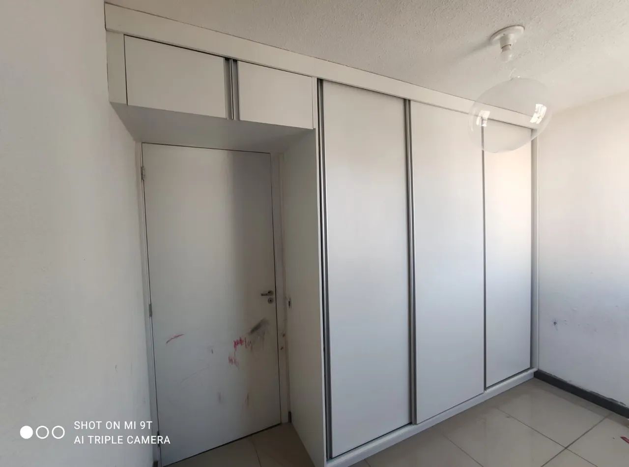 Vendo Guarda-Roupa