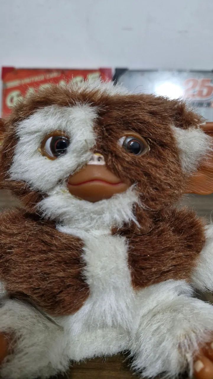 Boneco Gremlin Gizmo Neca Original - Foto 2