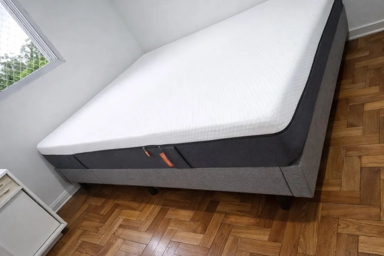 Cama e colchão EMMA QUEEN