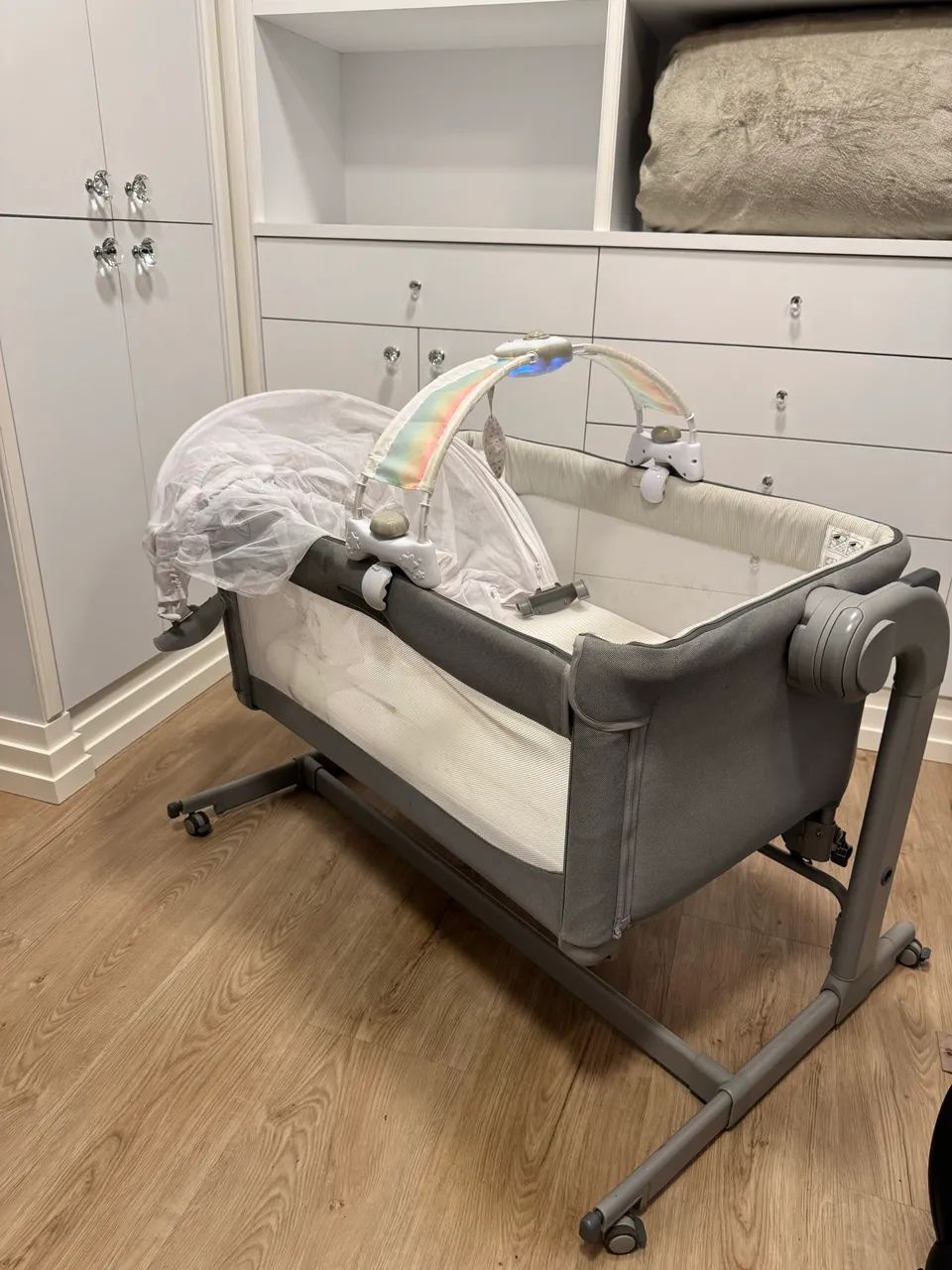 Berço Chicco Next2meMagicCool Grey - Foto 4