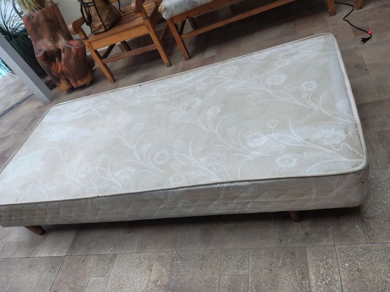 cama box de solteiro com colchão  - Foto 2