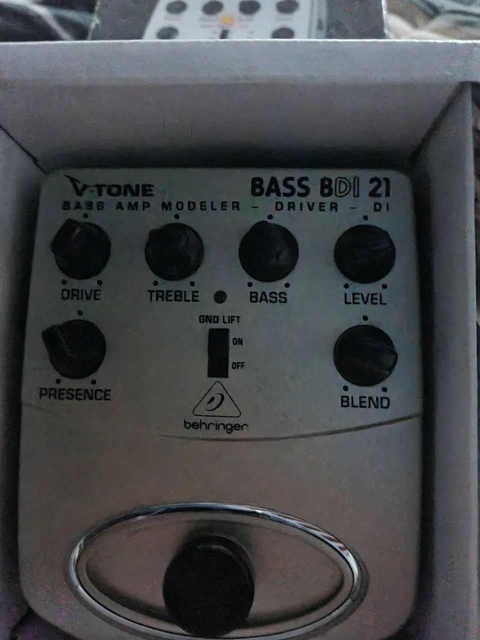 Pré-Amp Behringer BDI21 - Entrega apenas em mãos!