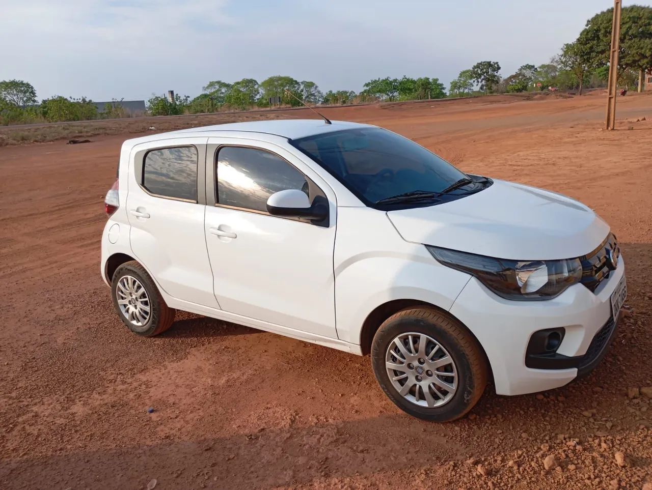Mobi 1.0 GSR automático 