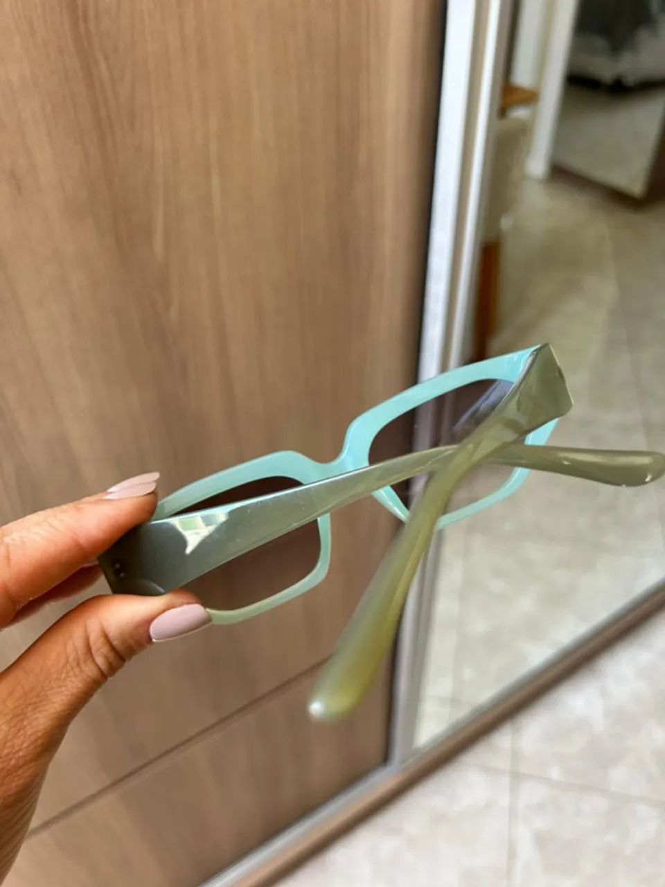 Óculos de sol com design gatinho geométrico - Foto 4