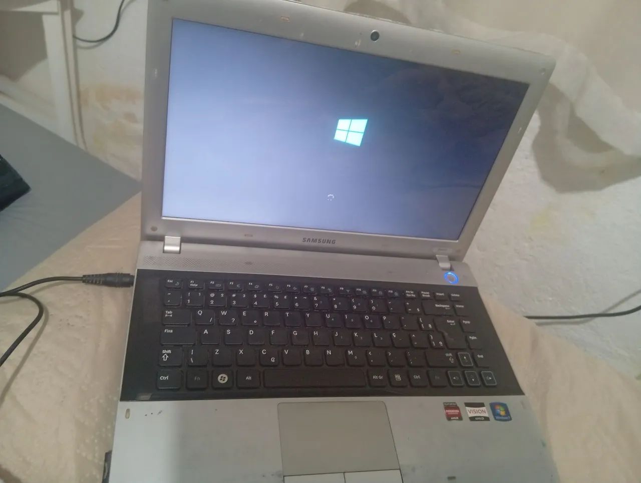 Vendo notebook Samsung  - Foto 3