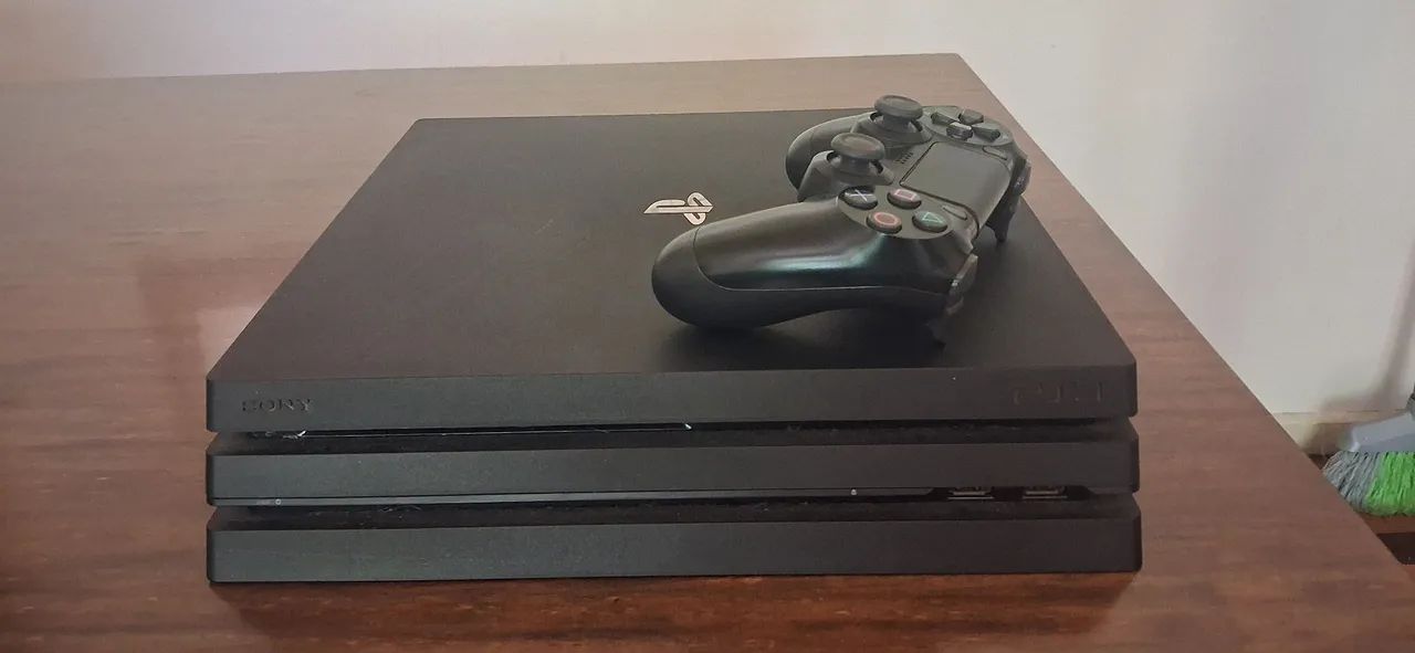 PS4 PRO