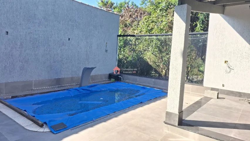 Casa com Piscina, 4 quartos, Bairro Limoeiro Volta Redonda - Foto 2