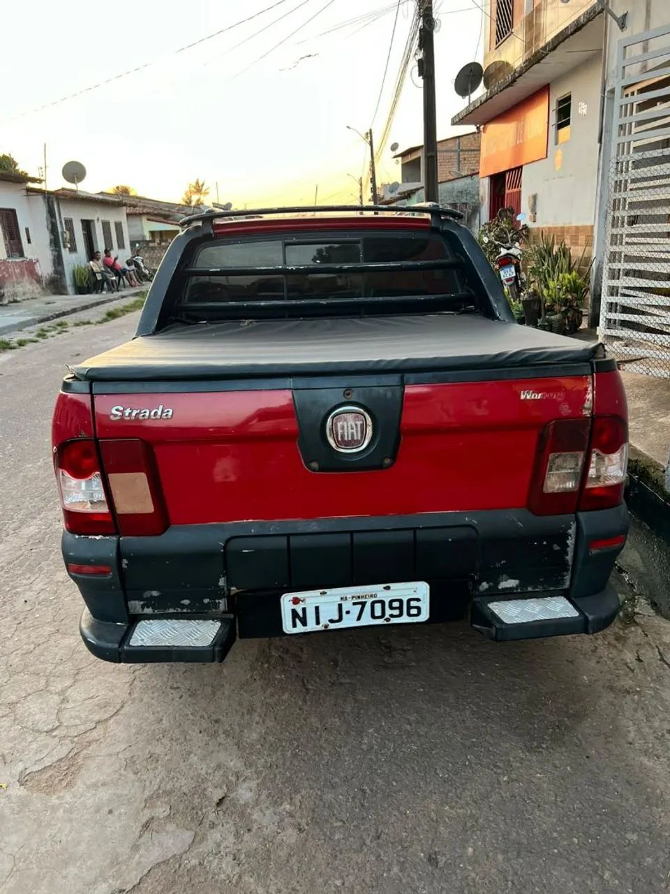 Fiat Strada Working 1.4 MPI Fire Flex 8V CD 2010 - Foto 2