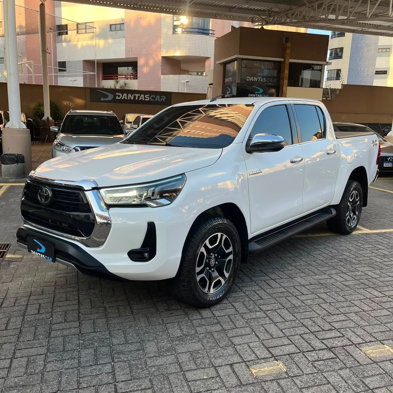 Toyota Hilux Hilux CD SRV 4x4 2.8 TDI Diesel Aut. 2024