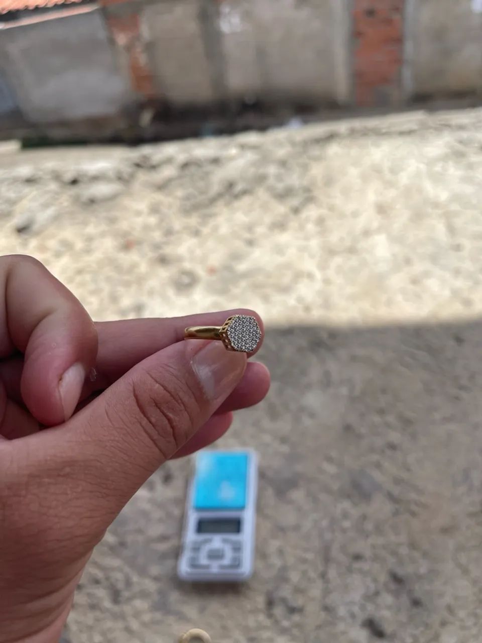 Anel de ouro 18