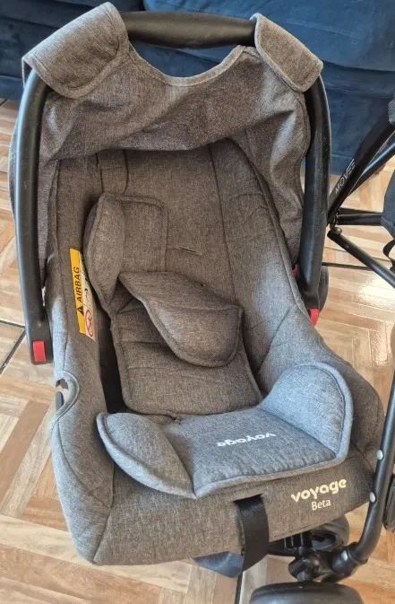 Bebê conforto e Carrinho de passeio - Foto 2