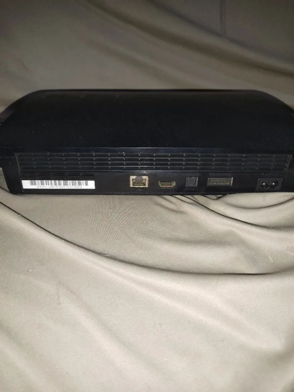 Ps 3 novo tá deligaNo  só jogo 1000  - Foto 3