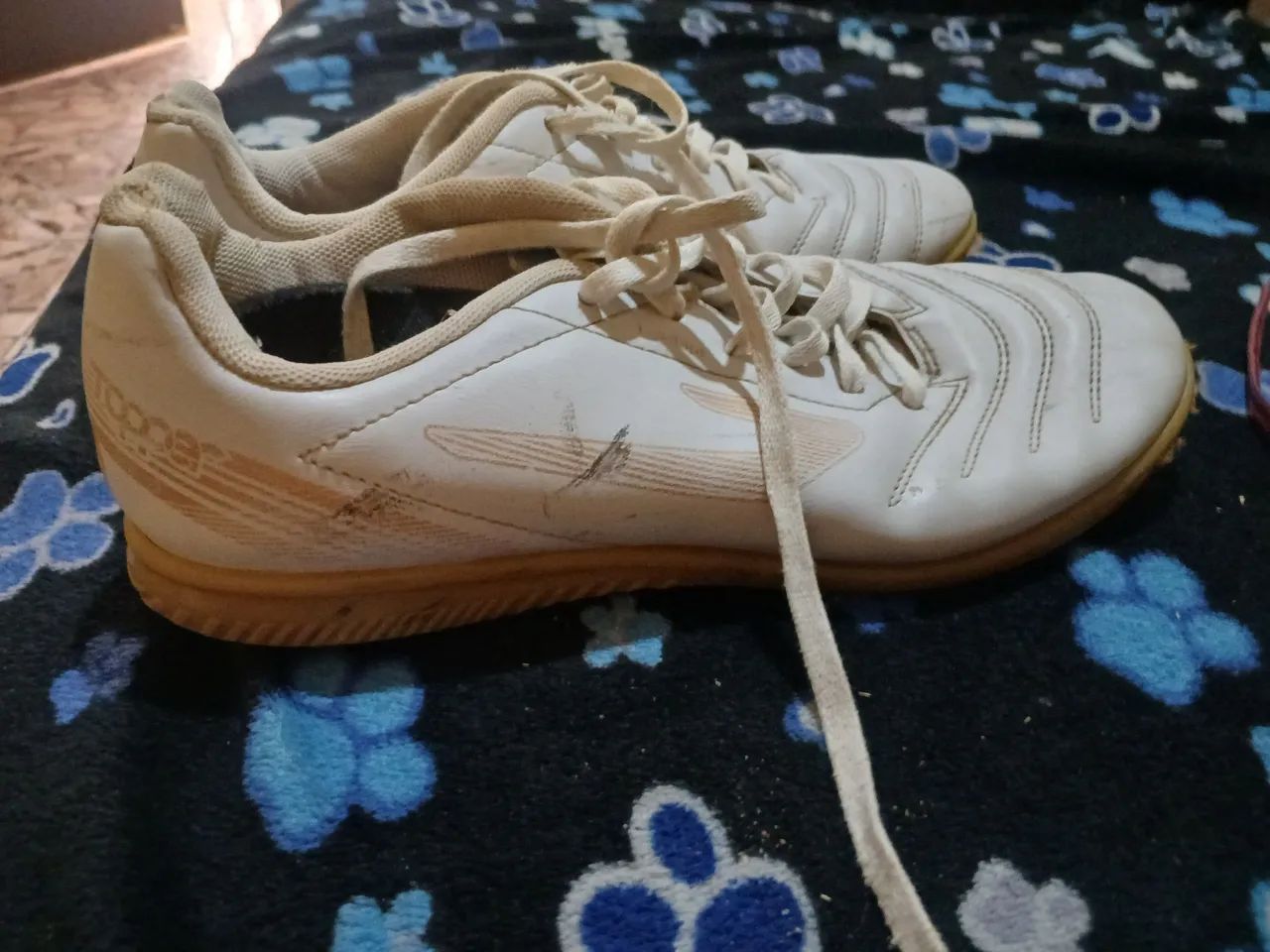 Chuteira 39-40 de quadra $70 - Calçados Esportivos - Santa Luzia