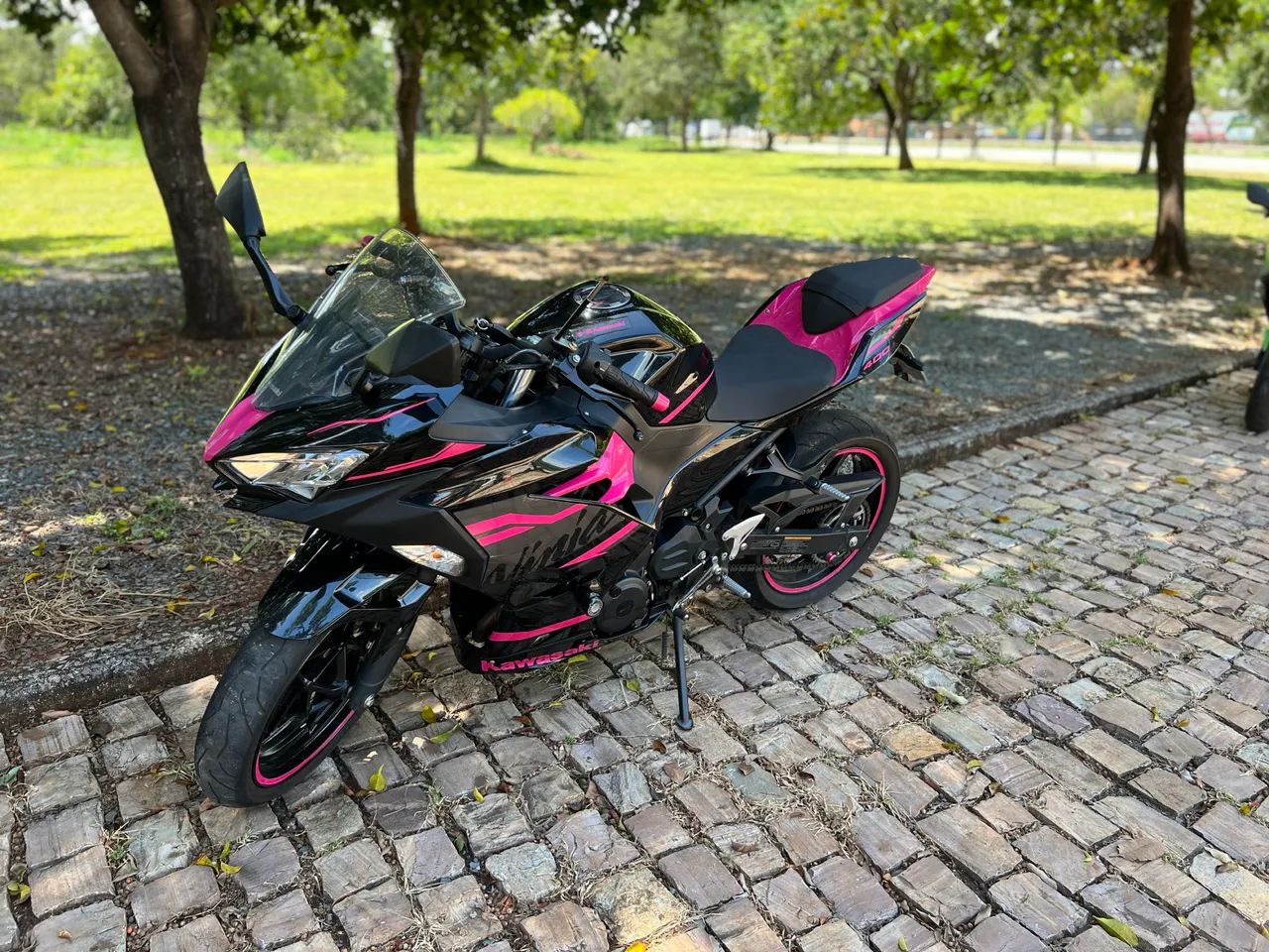 Kawasaki ninja 400