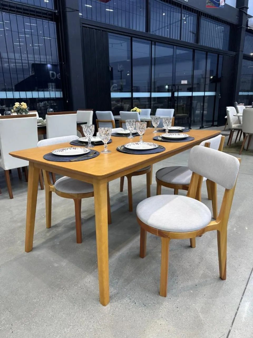MESA DE JANTAR NO BOLETO